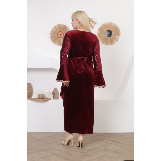 Velvet soiree dress with a luxurious burgundy color strap